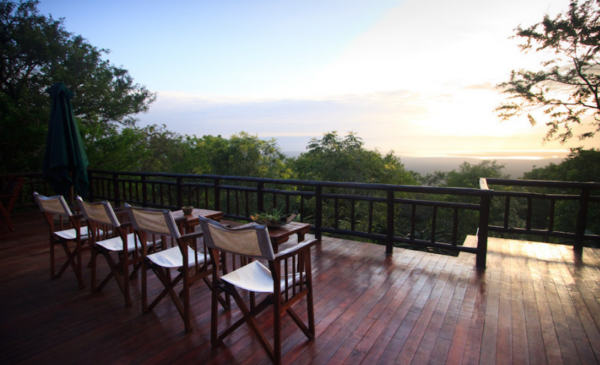 A two-night B&B stay in an elegant bush chalet for two people - Image 4
