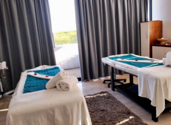 A 2-Hour Couple's Spa Package at The Square Hotel - Image 4