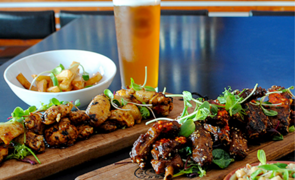 A platter and drinks for 4 - Image 4