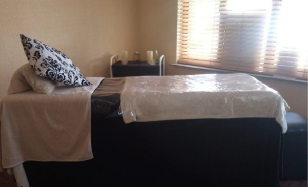 Enjoy head to toe pampering - Image 2