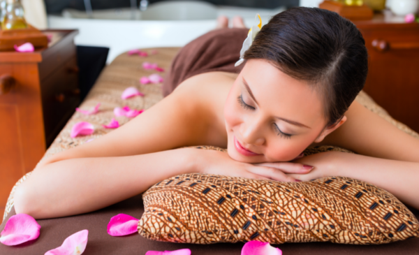 A 45 minute traditional Thai or Chinese massage