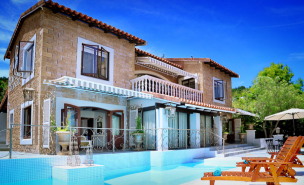 A 2 night B&B stay for 2 in one of South Africa’s most beloved tourist destinations