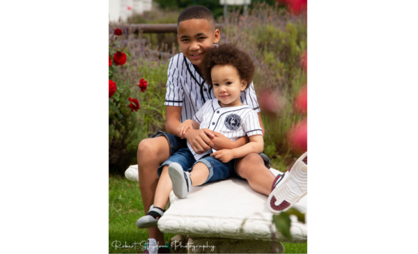 A 30 minute on location photoshoot and more - Image 4