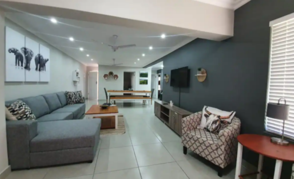 Enjoy a 2-night stay for 7 people in the lush surroundings of St Lucia - Image 10