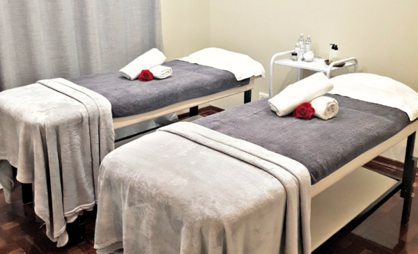 Enjoy 2 hours of head to toe pampering with a friend - Image 3