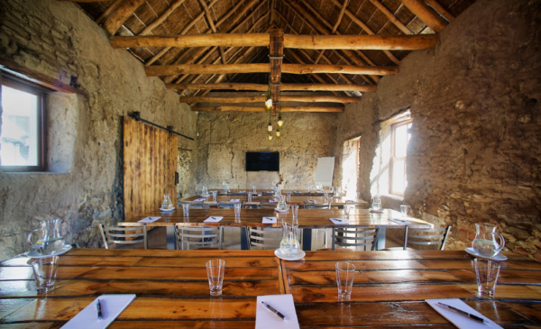 A wine and burger pairing - Image 5