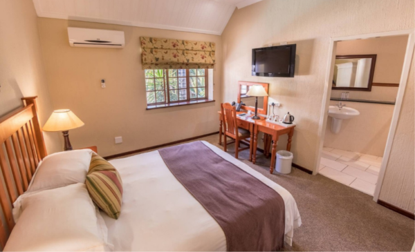 A warm welcome to old world charm for one night - Image 4