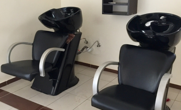 Get healthier, stronger hair  with a colour, wash and set - Image 3