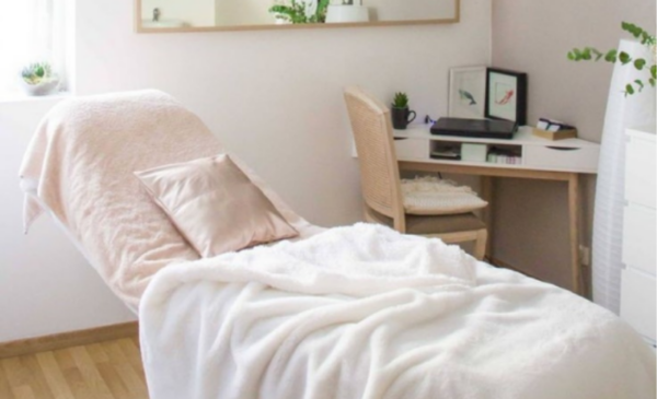 Relax and unwind with a pamper session for 2 - Image 2