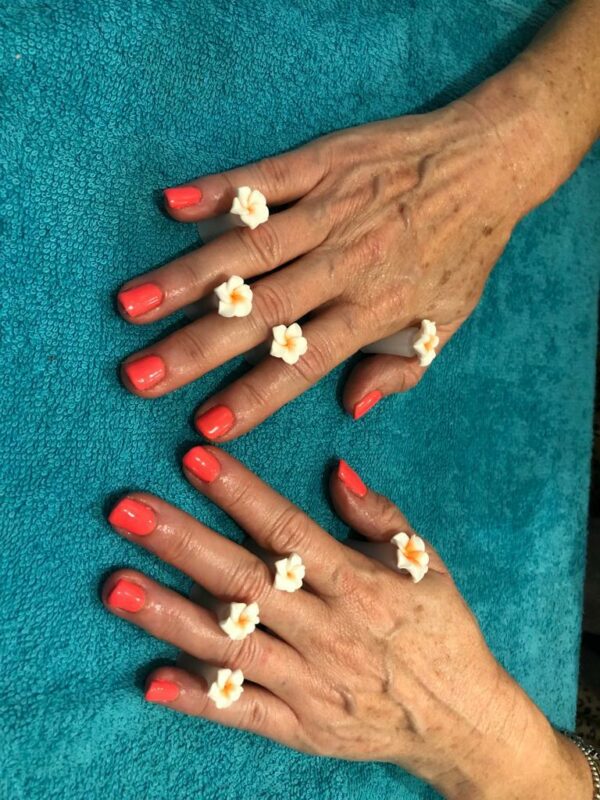 Get camera-ready fingers and toes - Image 5