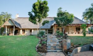 Aan De Vliet Johannesburg Pretoria accommodation 2-night stay sabie valley sabie river