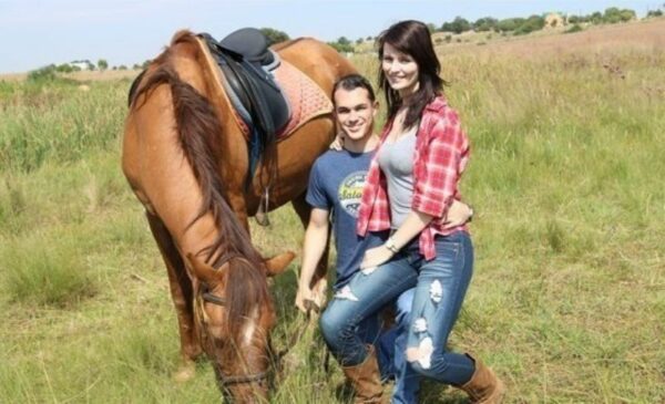 Enjoy the views of the countryside on horseback for 60 minutes - Image 3