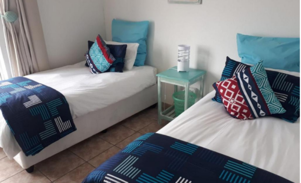 Enjoy a stay at the beach for up to 6 people in Margate - Image 3