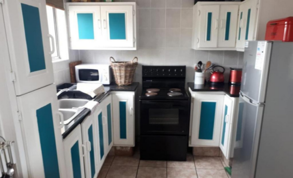 Enjoy a stay at the beach for up to 6 people in Margate - Image 5