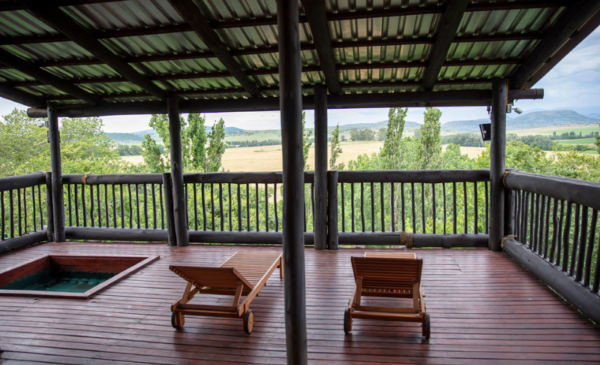 Explore the Drakensberg with a 2 night stay for 14 people at  Riverbend Berg Lodge - Image 6