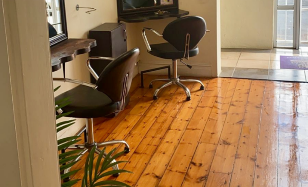 Treat yourself to a wash, set and keratin treatment - Image 5