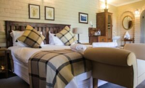 A 1 night stay for 2 people at Gerald's gift