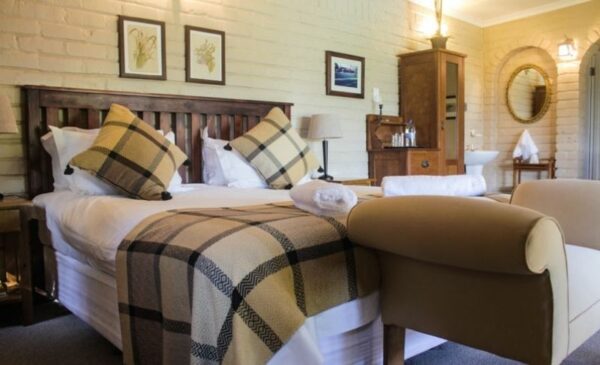 A 1 night stay for 2 people at Gerald's gift