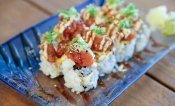 Take your pick of two delicious sushi boxes - Image 2