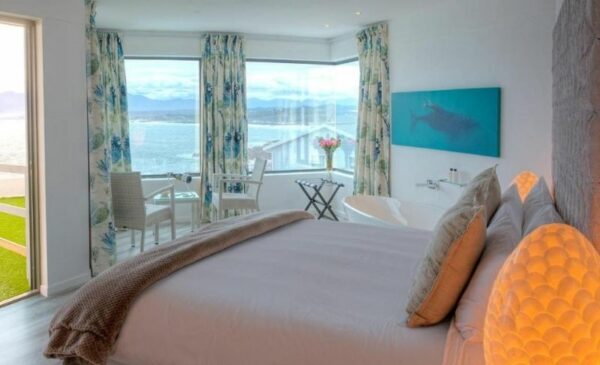 A B&B stay for 2 with sea views - Image 3