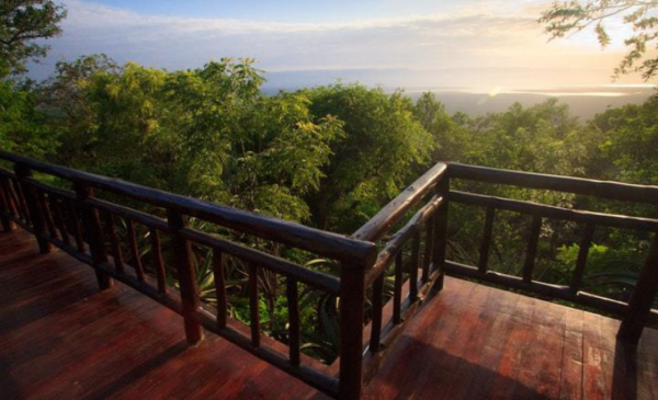A two-night B&B stay in an elegant bush chalet for two people - Image 3