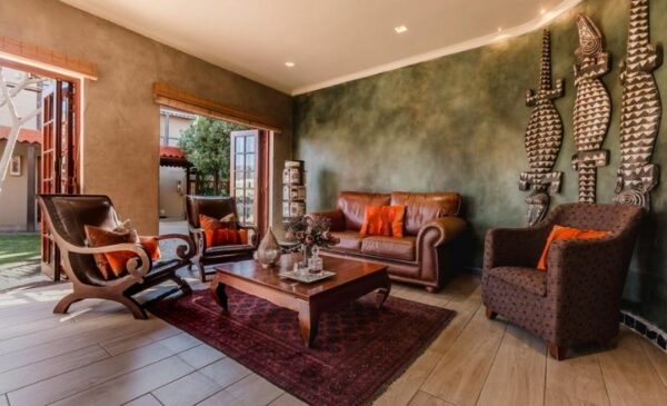 A B&B Stay Awaits in the Seaside Suburb of Summerstrand, Gqeberha - Image 7
