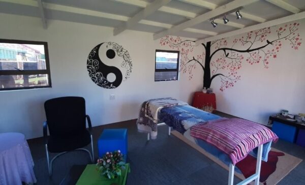 An ear acupuncture session for 1 person - Image 3