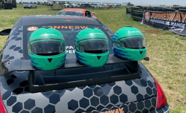 Allow the adrenaline junkie in you to drift! - Image 3