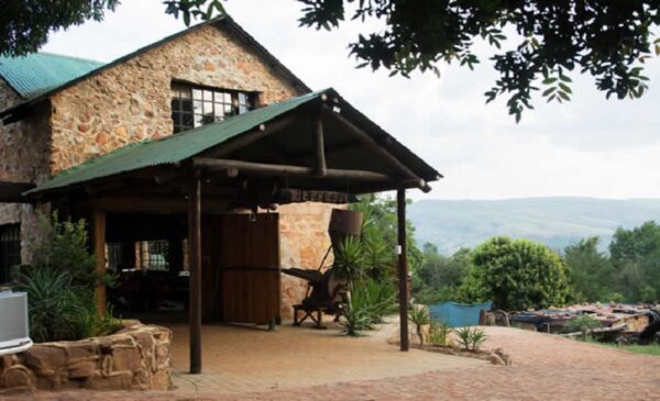 Mpumalanga: A quaint 2-night stay for up to 4 loved ones - Image 5