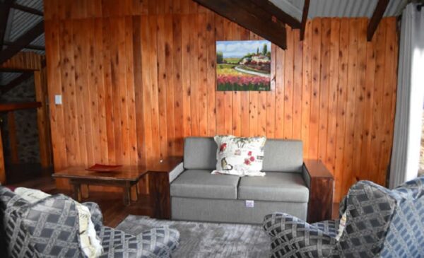 Mpumalanga: A quaint 2-night stay for up to 4 loved ones - Image 3