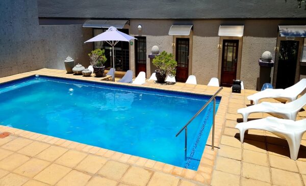 A 1-Night Stay with Breakfast and Massage in Magalies - Image 4