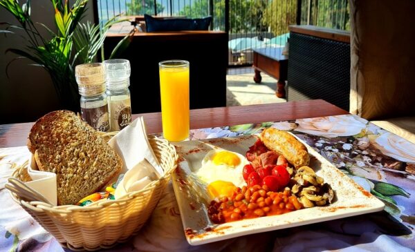 A 1-Night Stay with Breakfast and Massage in Magalies - Image 2
