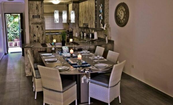 A self-catering apartment stay for a group of friends - Image 3