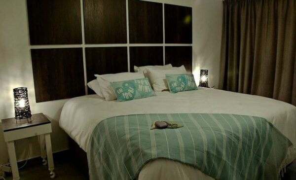 A self-catering apartment stay for a group of friends - Image 6