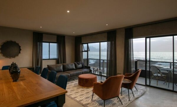 A romantic 1 night stay for 2 in Blouberg - Image 13