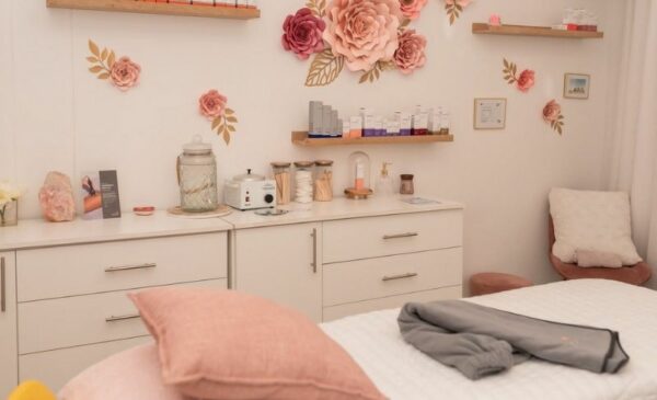 Get perfect eyebrows with one microblading session - Image 4