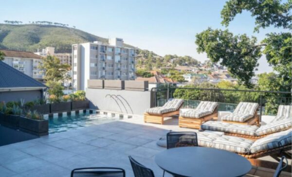 An inner-city stay and more for a lucky couple - Image 9