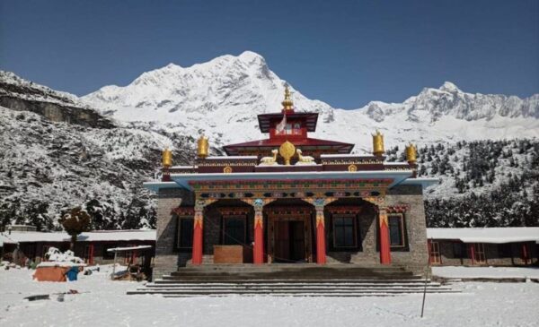Experience The Wonders of Nepal With a 15 Day Manaslu Circuit Trek - Image 2