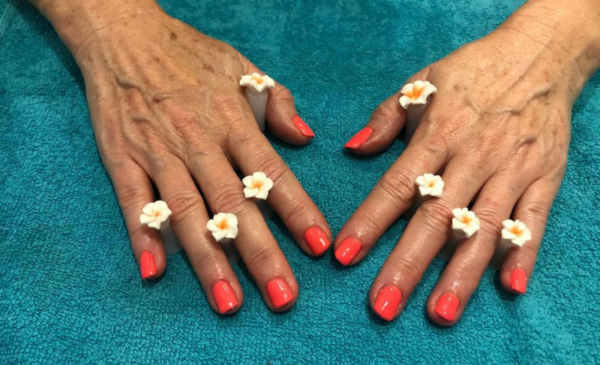 Treat Yourself To This Affordable Acrylic Nail and Gel Toes Deal - Image 5