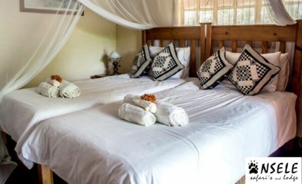 bush retreat for 2 Nsele Safari Lodge Hoedspruit