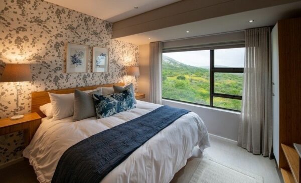 A romantic coastal getaway for two including breakfast - Image 3