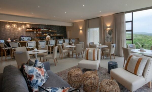 A romantic coastal getaway for two including breakfast - Image 6