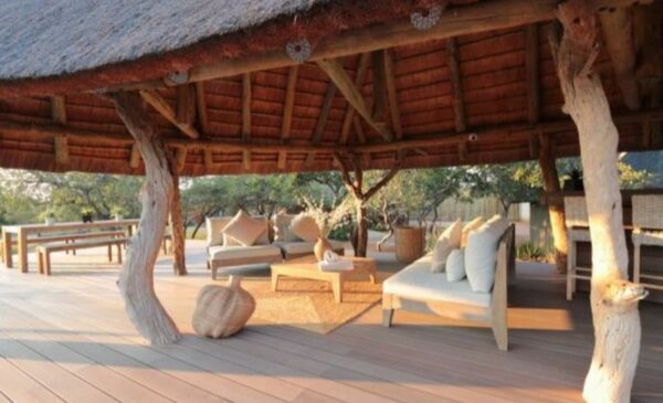 A full board bush getaway for 2 that’s second to none - Image 3