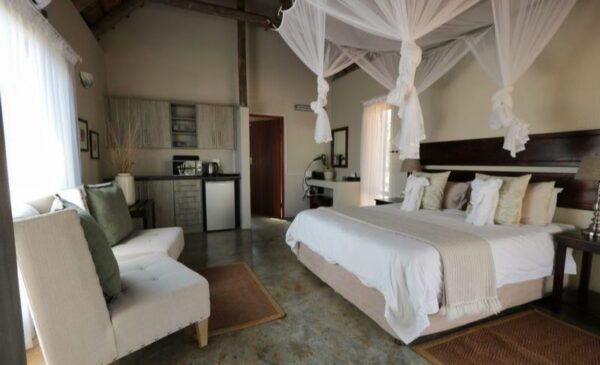 Gauteng: A self-catering camp for a couples retreat - Image 2