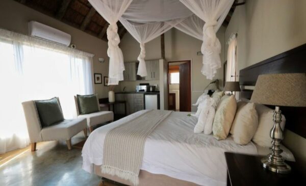 Gauteng: A self-catering camp for a couples retreat - Image 3