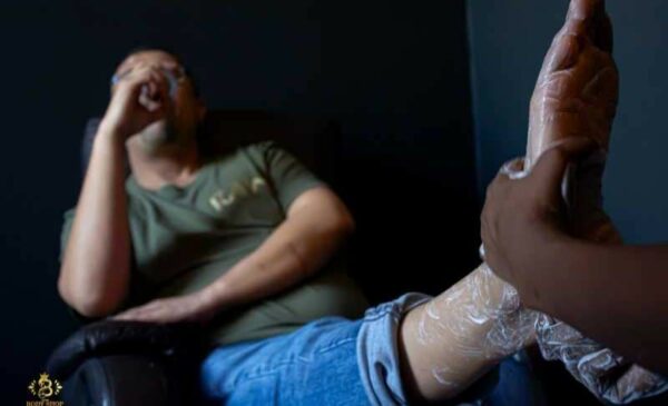 A Pedicure and Shoulder Massage For Men - Image 2