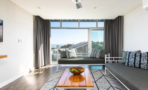 Affordable Camps Bay Accommodation for 4 - Image 3