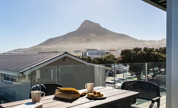 Affordable Camps Bay Accommodation for 4 - Image 2