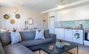 1-night stay in green point