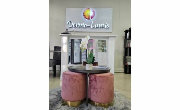Get Glowing Skin With A Deep Cleanse Facial and Dermaplaning - Image 3